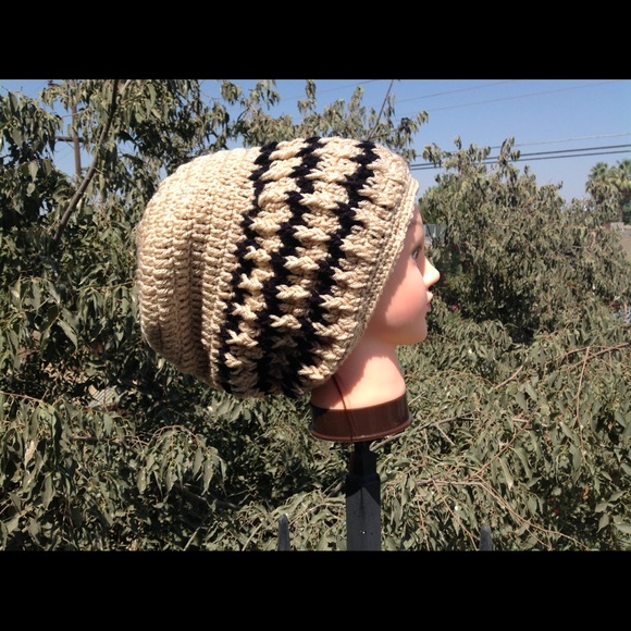 Crochet unisex slouchy NWOT - Picture 2 of 4